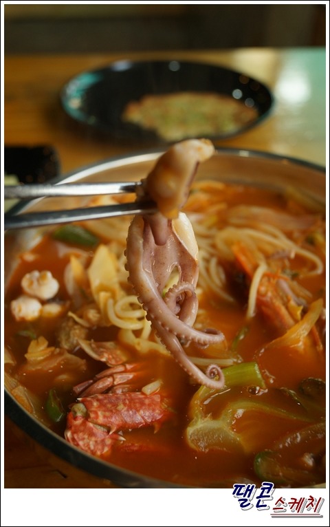 [대전맛집] 낙지가 - 낙지 한마리가 낙지짬뽕에 그대로 퐁당!