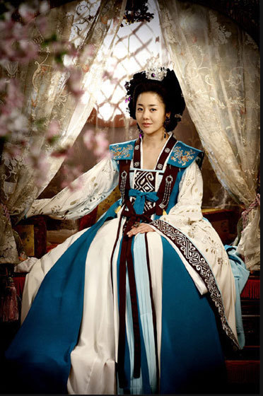선덕여왕 한복