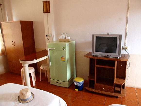 1156894C4E1EDAC51FAD01