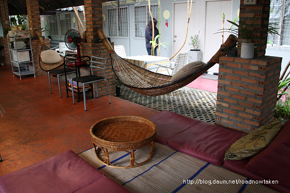 11759C4E4D8C38F733A5A3