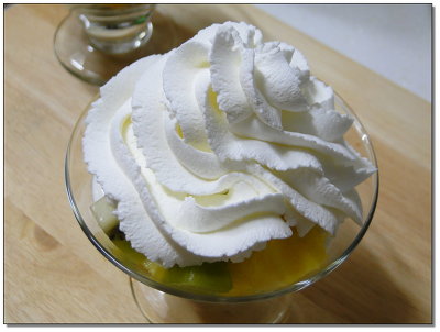 아이스크림보다 맛있는~ 요구르트 파인애플트라이플