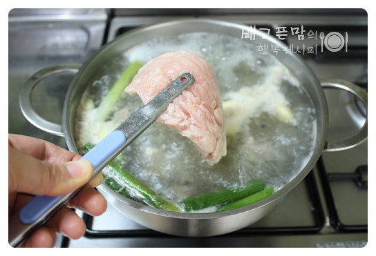 [부추 닭 국수]