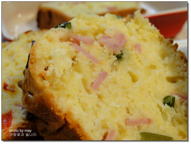 올리브오일로 구운 짭짤한 케이크~ 햄케이크살레(Ham Cake salé)