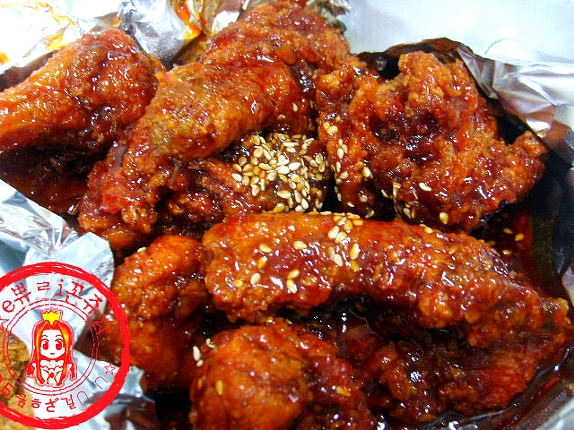 훌랄라치킨 이미지