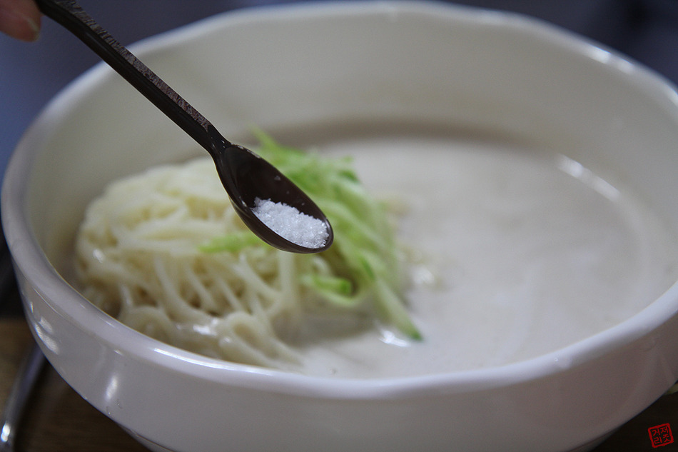 [대전맛집] 대전역맛집 : 아주 찐한 콩국물로 든든해요~"밀양국수" 대전맛집 대전동구맛집 대전역맛집