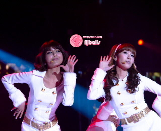 더블클릭을 하시면 이미지를 수정할 수 있습니다