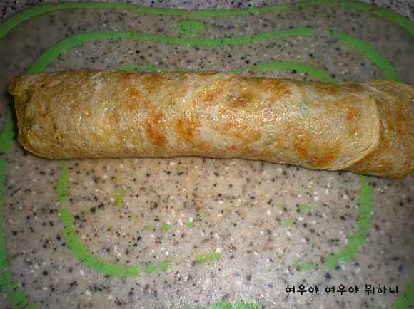 친킨계란말이 볶음밥