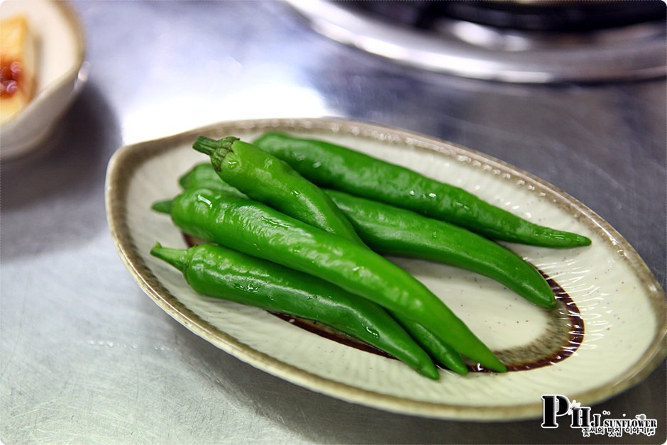 목동맛집-지례 흑돼지 두루치기.푸짐한 고기에 반하는 이맛-지례 흑돼지