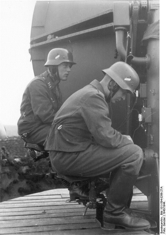 영국 공수부대의 브루네발 독일군 뷔르츠부르크 레이더 탈취작전[British Airborne troops German Wirzburg Rador Brunebal Raid- Operation Biting]