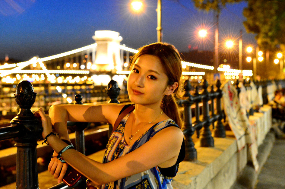 부다페스트 도나우 강변에서~