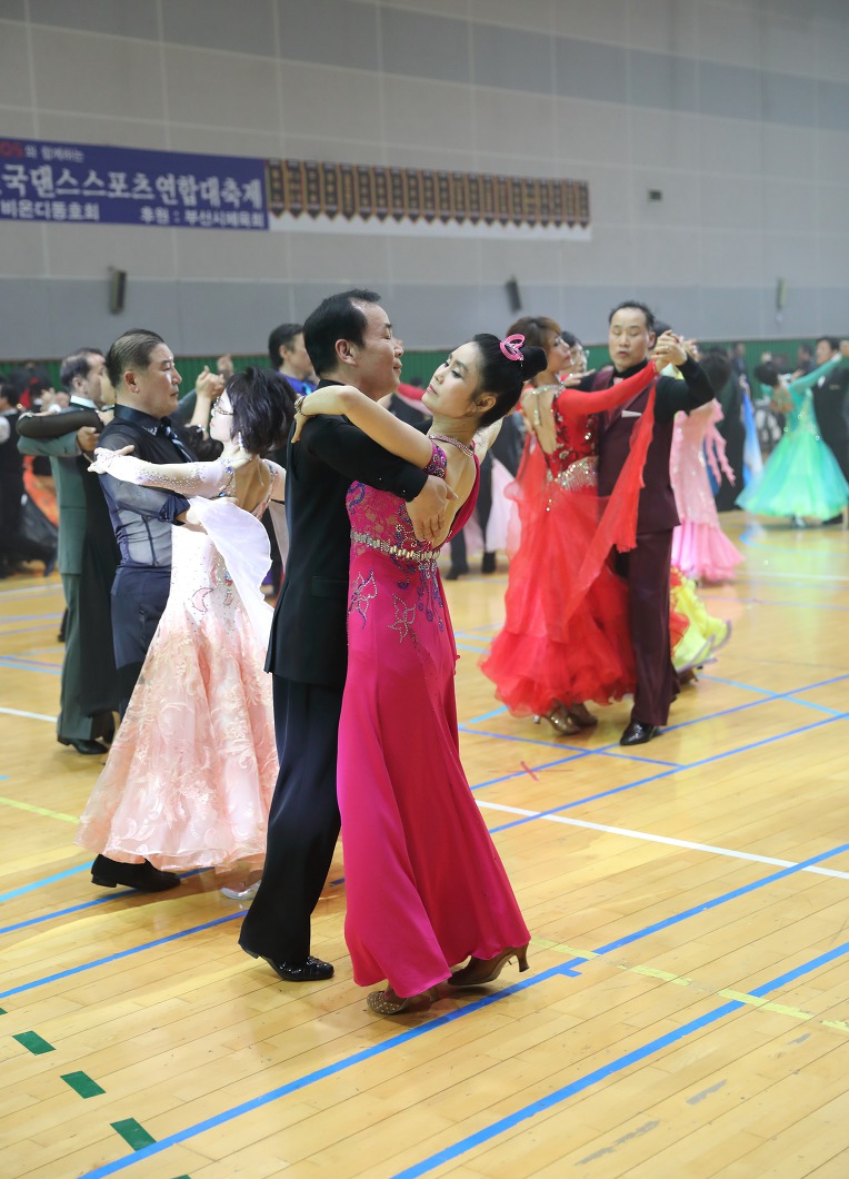 ENEOS와 함께하는2018 전국댄스스포츠연합대축제//S&K동호회