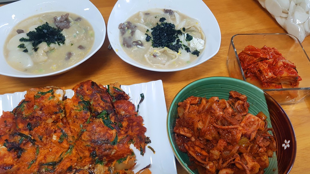 설맞이로 맛있는 만두만들기